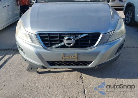 2011 Volvo Xc60 3.2/3.2 R-Design from USA, damaged, VIN YV4952DL5B2221414